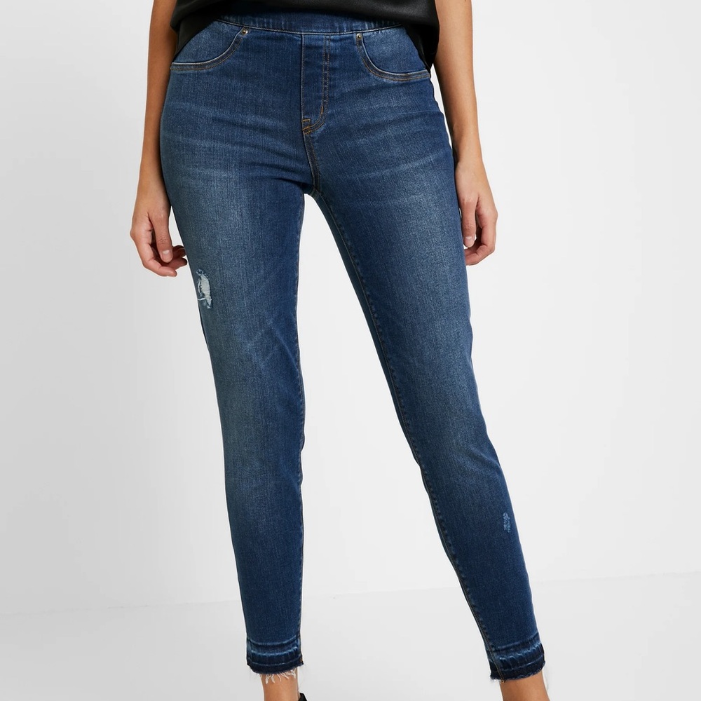 SPANX Pull-On Distressed Stretch Jeans size large